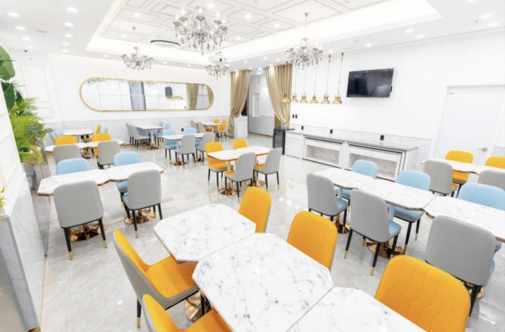 Ashton Hotel Ilsan Ni Exterior photo